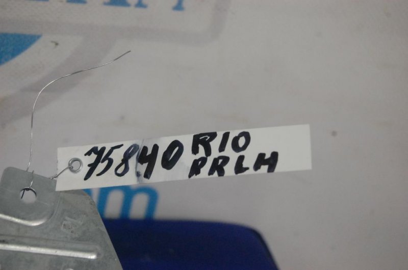 Стеклоподъемник задний левый RIO JB 2005-2011 Стеклоподъемник задний левый RIO JB 2005-2011