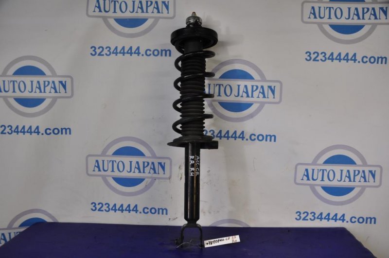 Амортизатор задний правый HONDA ACCORD CR 13-18 52611-T2A-A03 Б/У