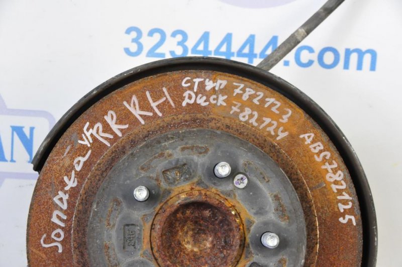 Цапфа задняя правая SONATA YF 10-14