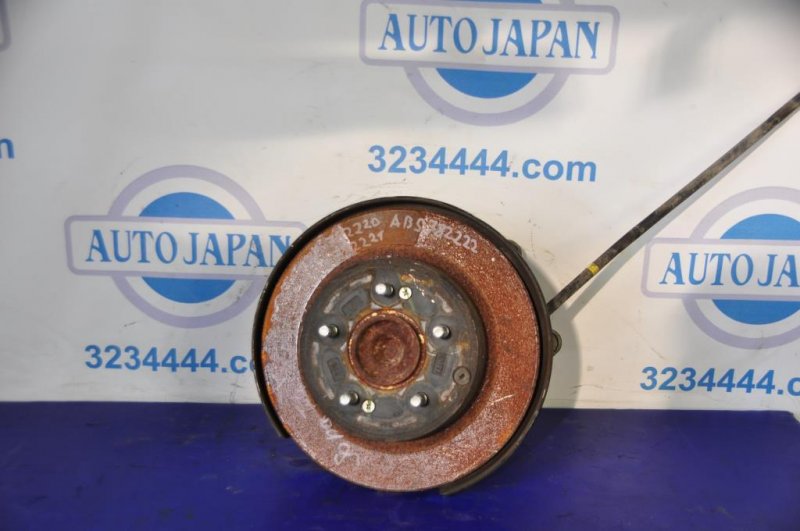 Запчасть ступица задняя левая HYUNDAI SONATA YF 10-14 52730-3S200 Б/У Ступица задняя левая HYUNDAI SONATA YF 10-14 52730-3S200 Б/У