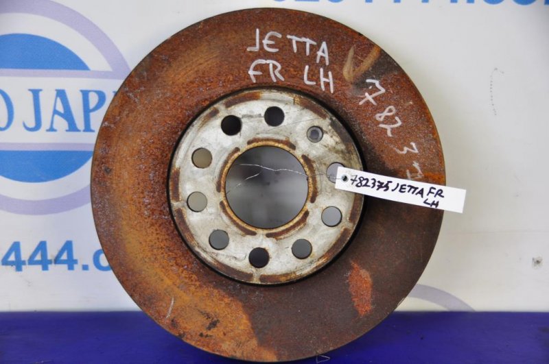 Тормозной диск передний VOLKSWAGEN JETTA USA 10-17 5C0 615 301 D Б/У