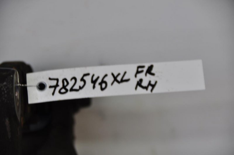 Суппорт тормозной передний правый OUTLANDER XL 05-13