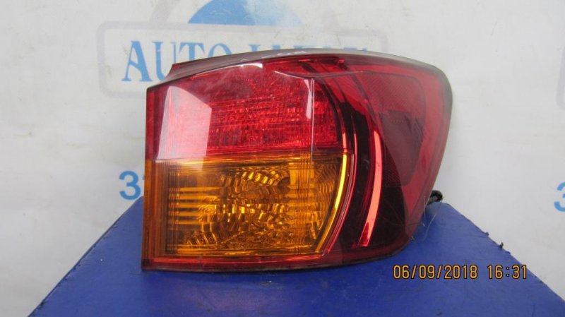 Запчасть фонарь наружный задний правый LEXUS IS250/350 05-13 81551-53171 Б/У Фонарь наружный задний правый LEXUS IS250/350 05-13 81551-53171 Б/У