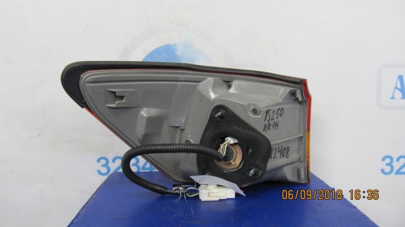 Фонарь наружный задний правый LEXUS IS250/350 05-13 Фонарь наружный задний правый LEXUS IS250/350 05-13