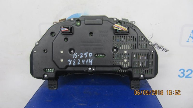 Панель приборов LEXUS IS250/350 05-13