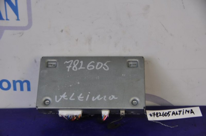 Запчасть блок электронный NISSAN ALTIMA L32 07-12 28383-JK600 Б/У Блок электронный NISSAN ALTIMA L32 07-12 28383-JK600 Б/У