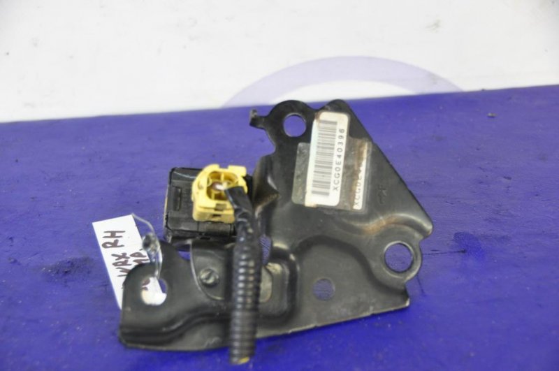 Датчик удара правый SUBARU IMPREZA 00-07 GD/GG