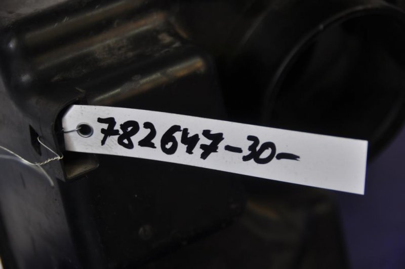 Резонатор воздушного фильтра CAMRY 30 02-06