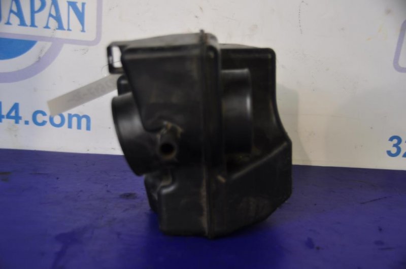 Резонатор воздушного фильтра CAMRY 30 02-06