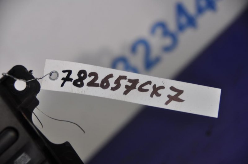 Запчасть магнитола MAZDA CX-7 06-12 06E1B0774136 Б/У Магнитола MAZDA CX-7 06-12 06E1B0774136 Б/У