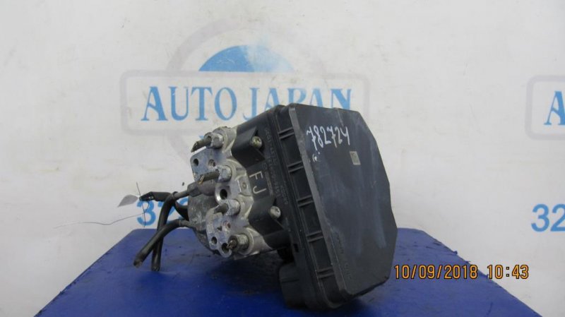 Запчасть блок abs MAZDA 3 BM 13-19 GEG1437A0 Б/У Блок ABS MAZDA 3 BM 13-19 GEG1437A0 Б/У