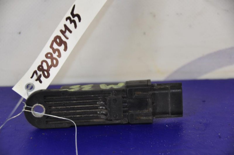 Запчасть антенна INFINITI M35/M45 04-10 40740-EH10A Б/У Антенна INFINITI M35/M45 04-10 40740-EH10A Б/У