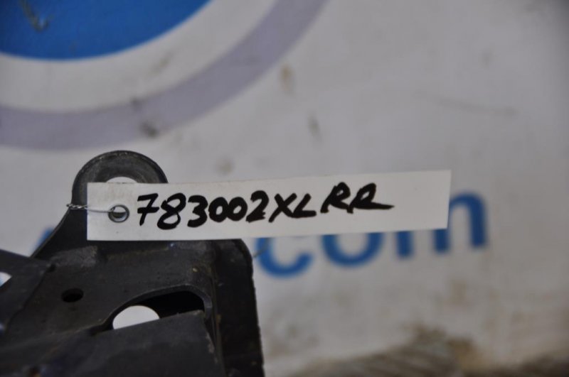 Усилитель заднего бампера OUTLANDER XL 05-13