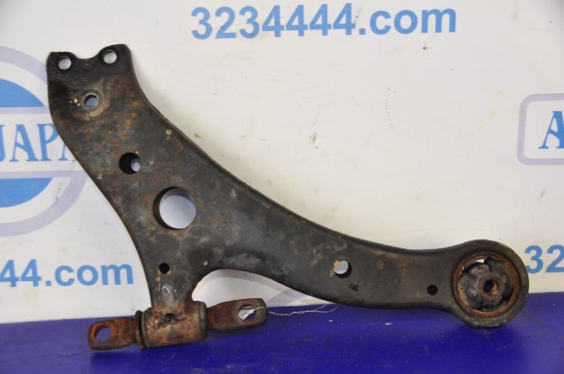 Рычаг передней подвески нижний передний правый TOYOTA CAMRY 30 02-06 Рычаг передней подвески нижний передний правый TOYOTA CAMRY 30 02-06