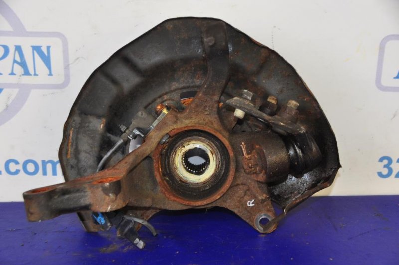 Кулак поворотный передний правый TOYOTA CAMRY 30 02-06