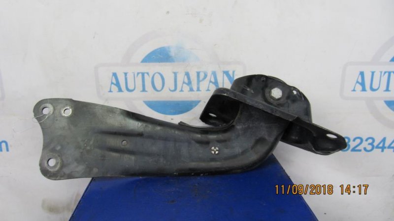 Рычаг задней подвески продольный задний правый VOLKSWAGEN JETTA USA 10-17