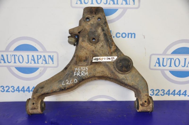 Запчасть рычаг передней подвески нижний передний правый MITSUBISHI L200 06-14 4013A330 Б/У Рычаг передней подвески нижний передний правый MITSUBISHI L200 06-14 4013A330 Б/У