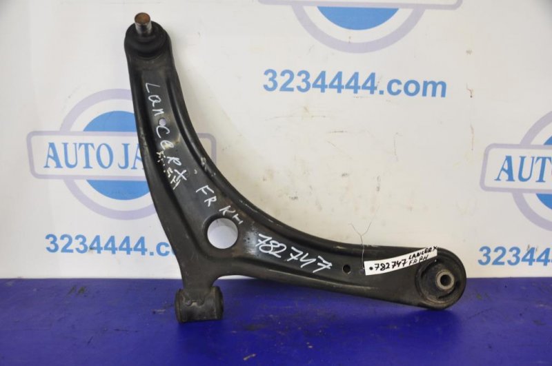 Рычаг передней подвески нижний передний правый MITSUBISHI LANCER X 10 07-15 4013A010 Б/У