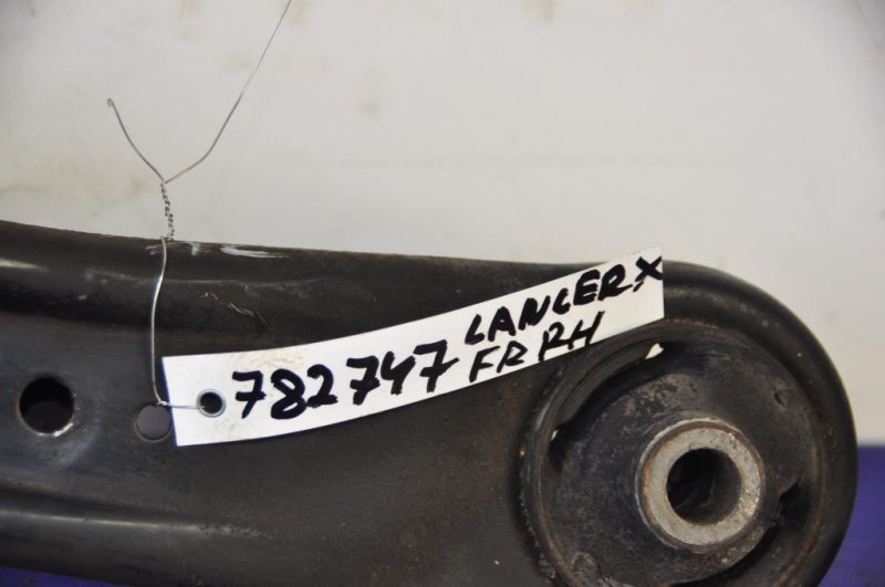 Рычаг передней подвески нижний передний правый LANCER X 10 07-15