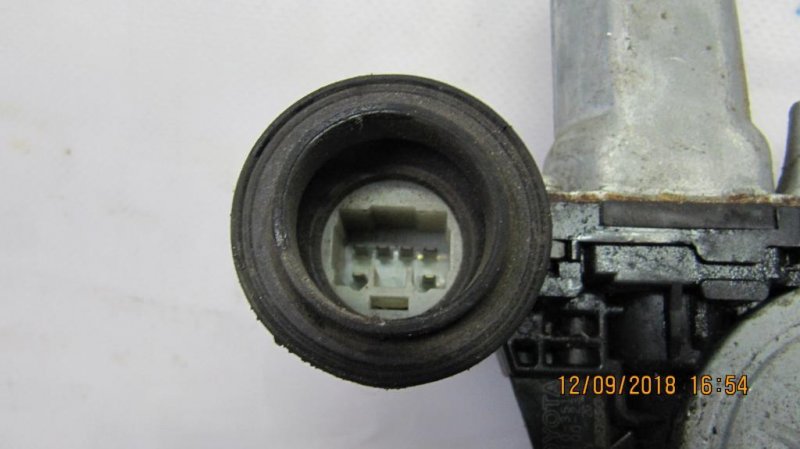 Стеклоподъемник задний правый TOYOTA PRIUS - 20 03-11 Стеклоподъемник задний правый TOYOTA PRIUS - 20 03-11