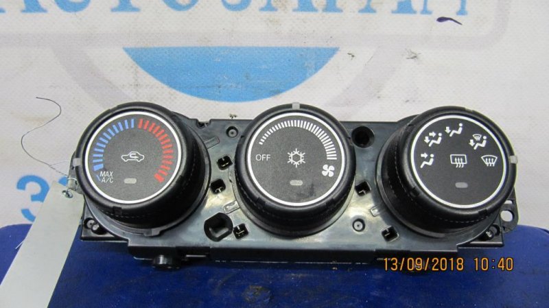 Блок управления печкой MITSUBISHI LANCER X 10 07-15 7820A073XA Б/У