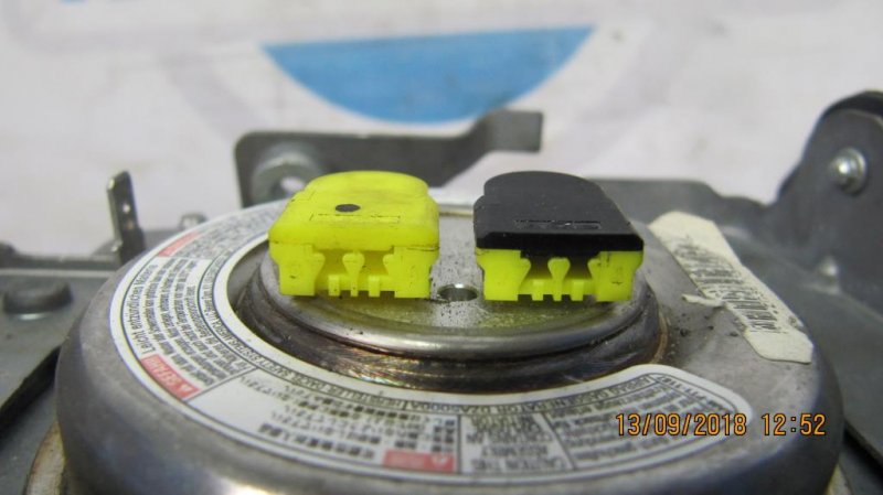 Подушка безопасности в руль GALANT 03-12 Подушка безопасности в руль GALANT 03-12