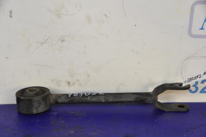 Рычаг задней подвески продольный задний NISSAN ALTIMA L32 07-12 55110-ZX00B Б/У