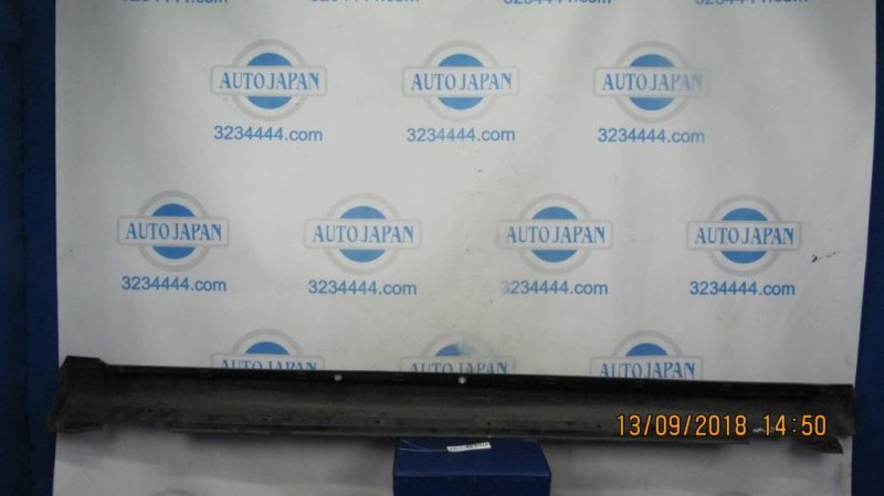 Накладка порога наружная левая ES300 ES330 01-06