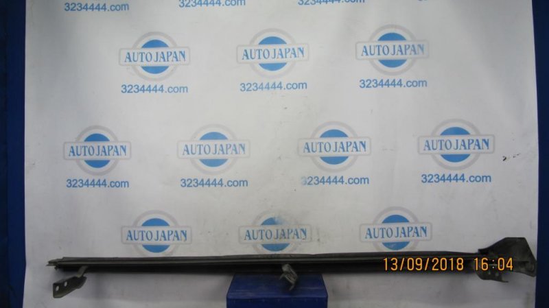 Подножка правая TOYOTA HIGHLANDER 07-13 Подножка правая TOYOTA HIGHLANDER 07-13