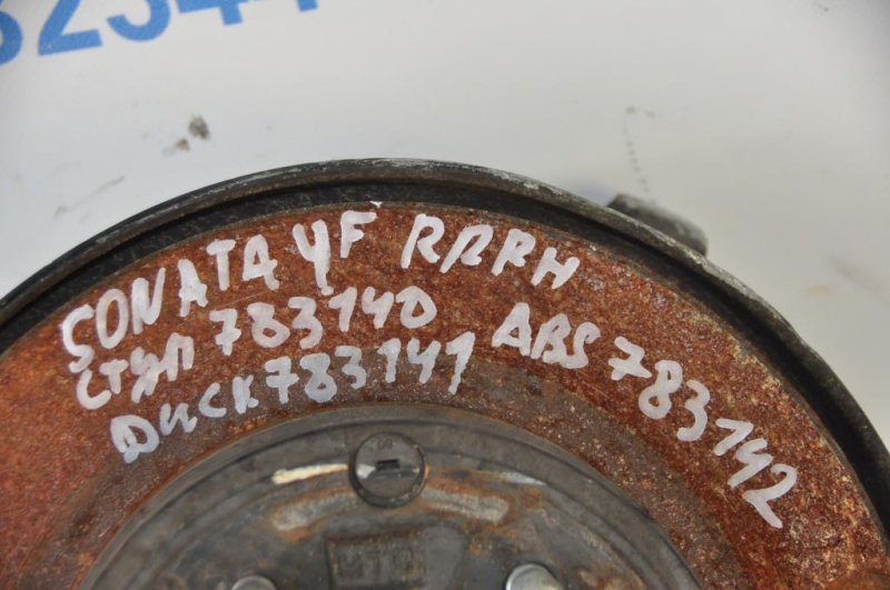 Цапфа задняя правая HYUNDAI SONATA YF 10-14 Цапфа задняя правая HYUNDAI SONATA YF 10-14