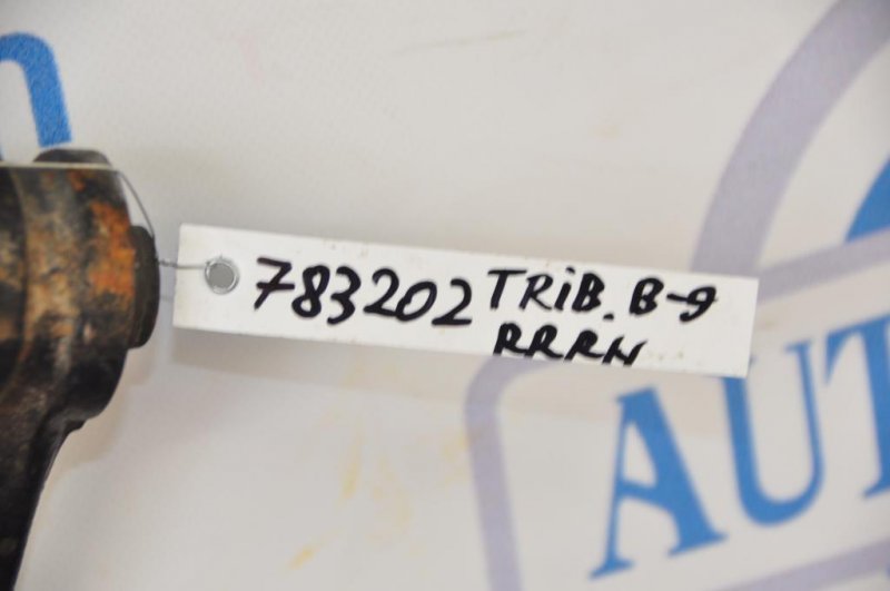Рычаг задней подвески поперечный верхний задний правый TRIBECA B9 05-07