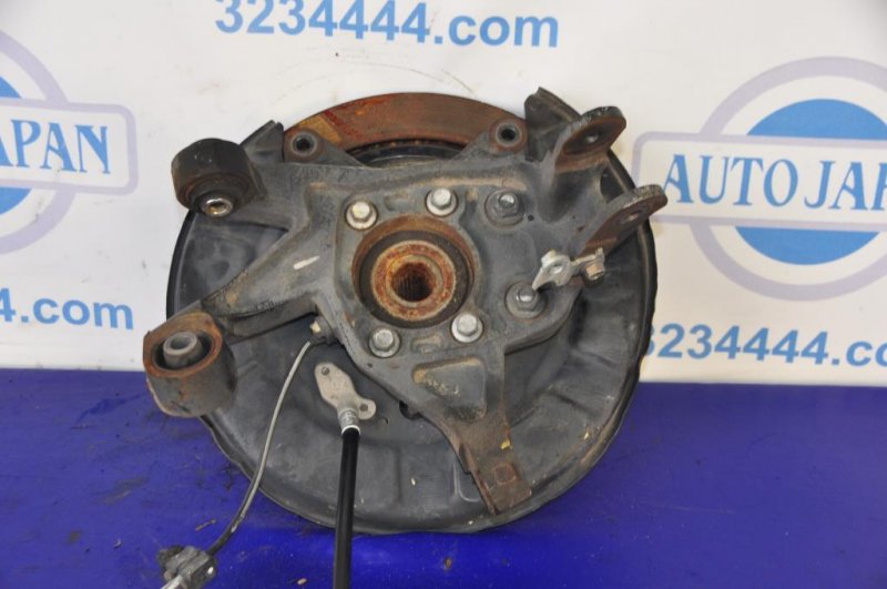 Цапфа задняя левая SUBARU TRIBECA B9 05-07 Цапфа задняя левая SUBARU TRIBECA B9 05-07