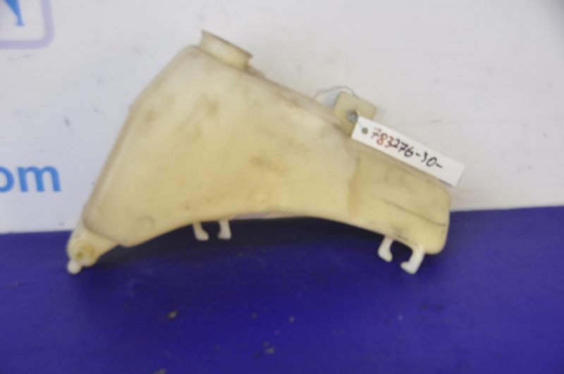 Бачок расширительный TOYOTA CAMRY 30 02-06 Б/У