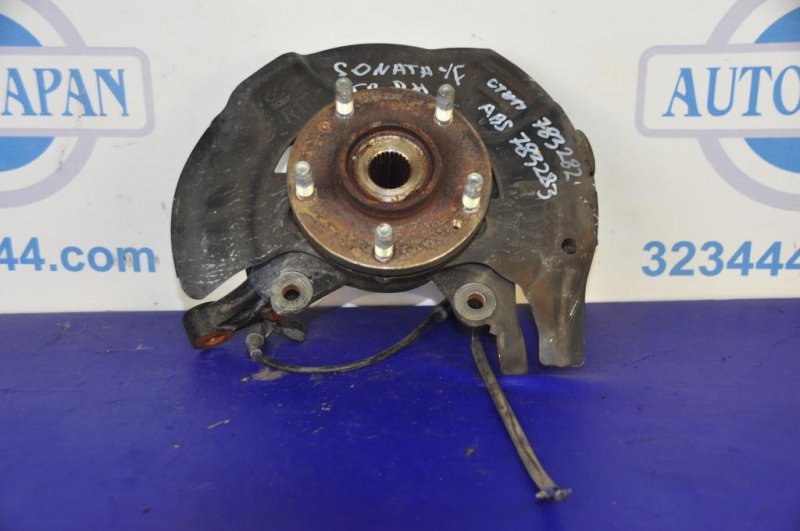 Кулак поворотный передний правый HYUNDAI SONATA YF 10-14 51716-3R010 Б/У