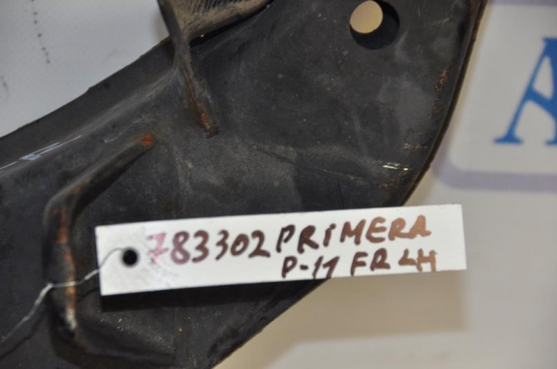 Рычаг передней подвески нижний передний левый PRIMERA P-11 96-01