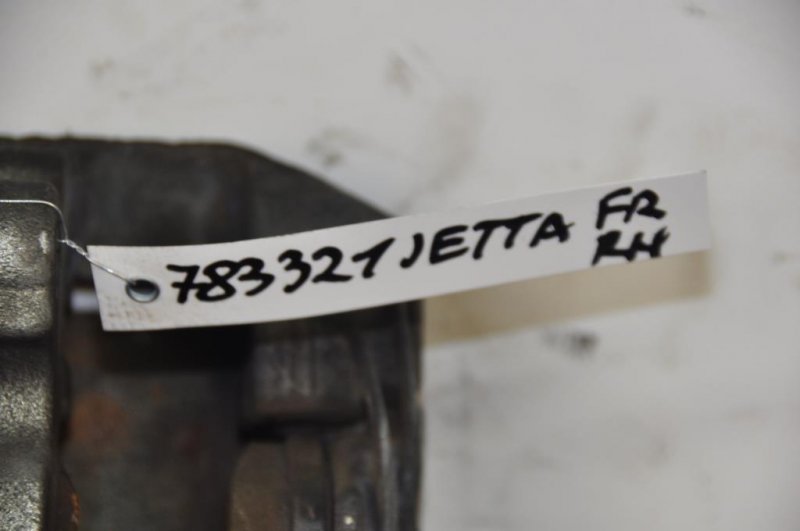 Суппорт тормозной передний правый JETTA USA 10-17