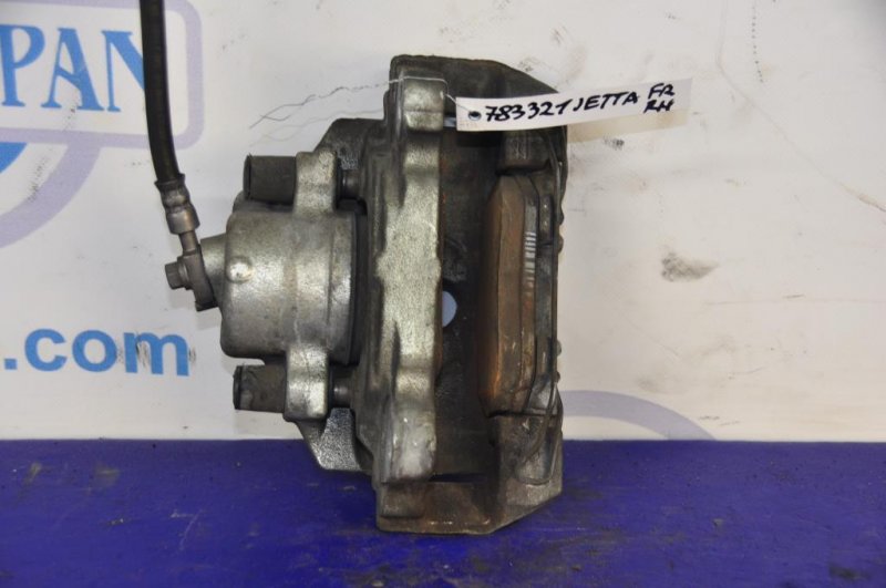 Суппорт тормозной передний правый VOLKSWAGEN JETTA USA 10-17