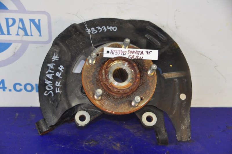 Запчасть кулак поворотный передний правый HYUNDAI SONATA YF 10-14 51716-3R010 Б/У Кулак поворотный передний правый HYUNDAI SONATA YF 10-14 51716-3R010 Б/У