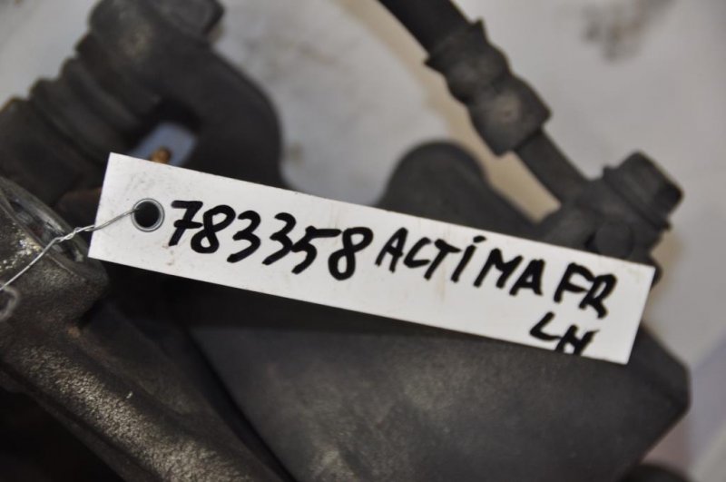 Суппорт тормозной передний левый ALTIMA L32 07-12 Суппорт тормозной передний левый ALTIMA L32 07-12