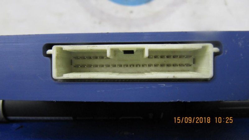 Блок управления парктроником GS350 GS300 05-11