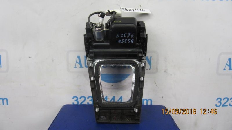 Накладка в салоне LEXUS ES350 06-12