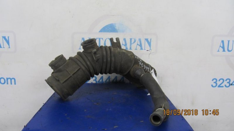 Запчасть патрубок воздушного фильтра TOYOTA CAMRY 40 06-11 17881-AB010 Б/У Патрубок воздушного фильтра TOYOTA CAMRY 40 06-11 17881-AB010 Б/У