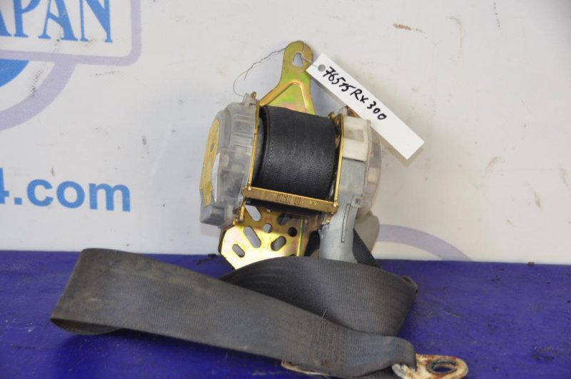 Ремень безопасности RX300/330/350/400 03-09