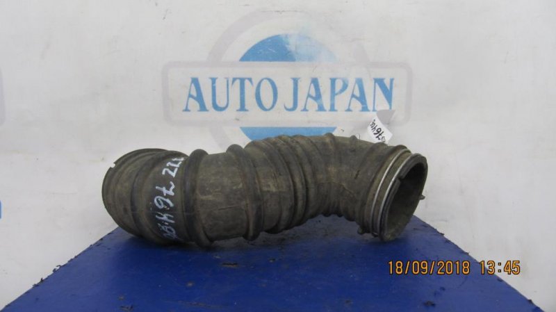 Патрубок воздушного фильтра TOYOTA COROLLA 120 00-07 17881-22080 Б/У