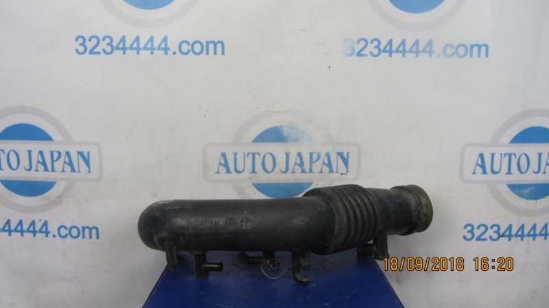 Патрубок воздушного фильтра SUBARU FORESTER SG 02-07