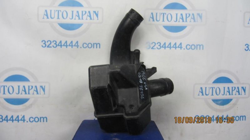 Резонатор воздушного фильтра HONDA ACCORD USA 03-07 Б/У