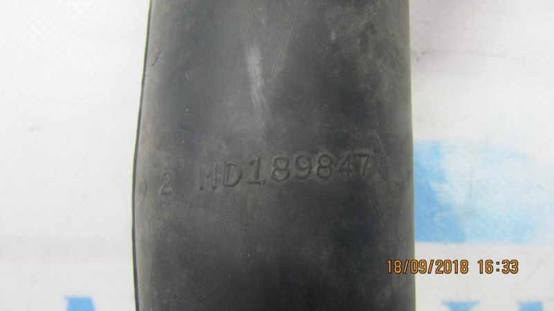 Патрубок воздушного фильтра GALANT 87-93