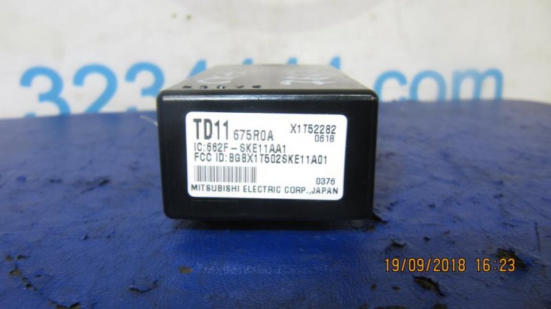 Блок управления центральным замком MAZDA CX-9 06-16 TD11-67-5R0A Б/У