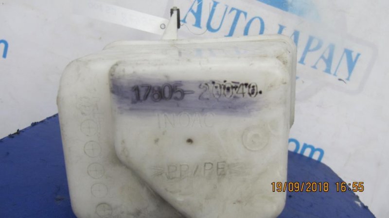 Резонатор воздушного фильтра LEXUS ES300 ES330 01-06