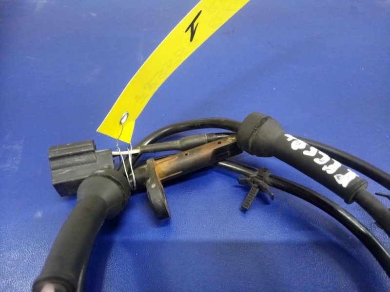 Датчик ABS задний левый INFINITI QX60/JX35 12-20